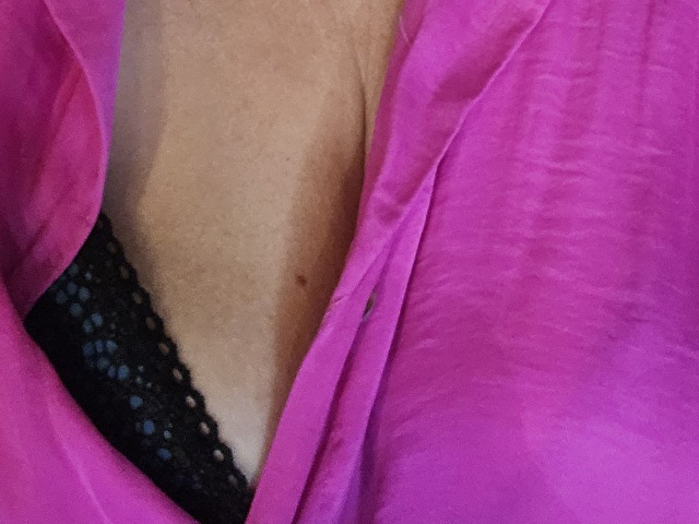 Ninacam75