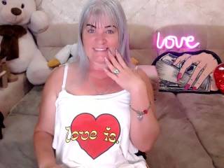 GrandMilf