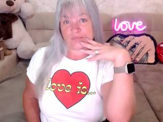 GrandMilf