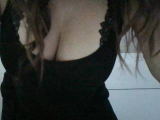 Angelina75