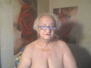 MatureLady4U