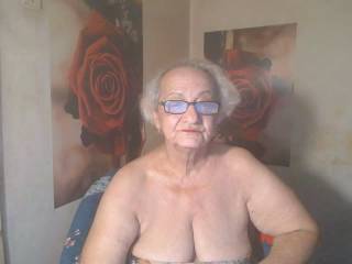 MatureLady4U