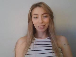 blondeee