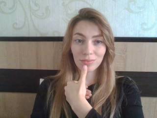 blondeee