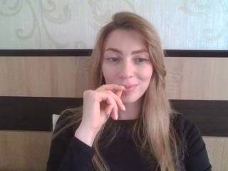 blondeee
