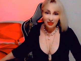 CharmingLady