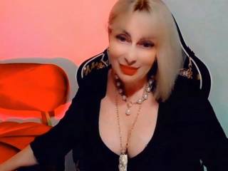 CharmingLady