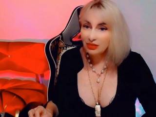 CharmingLady