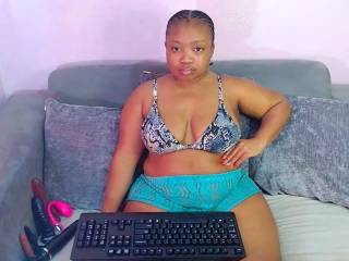 TINASEXYASS