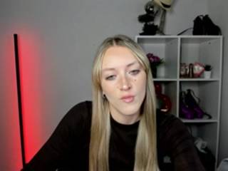 EvelynBlond