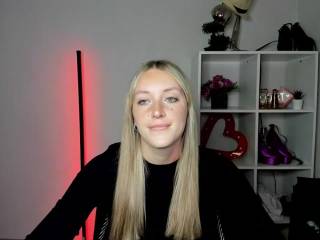 EvelynBlond