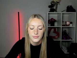 EvelynBlond