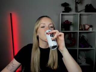 EvelynBlond