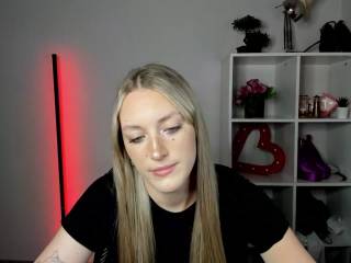 EvelynBlond