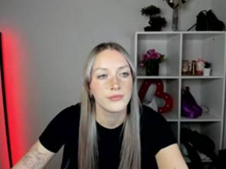 EvelynBlond
