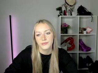 EvelynBlond