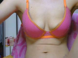 CarlyDarvin1