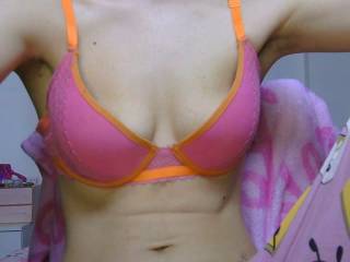 CarlyDarvin1