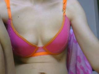 CarlyDarvin1