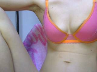 CarlyDarvin1