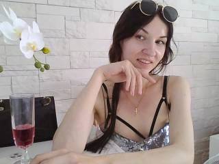 JuliaHotBody