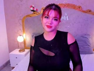 NaomyJonez