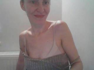 AnnaLovely