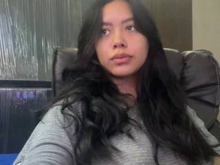LatinaHorny
