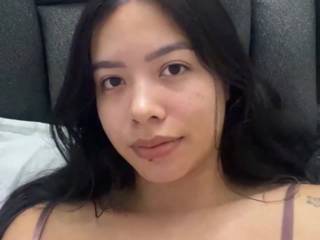 LatinaHorny