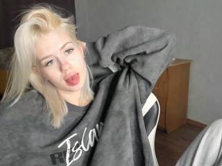 BlondyLedy