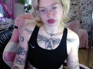 LolaHorny