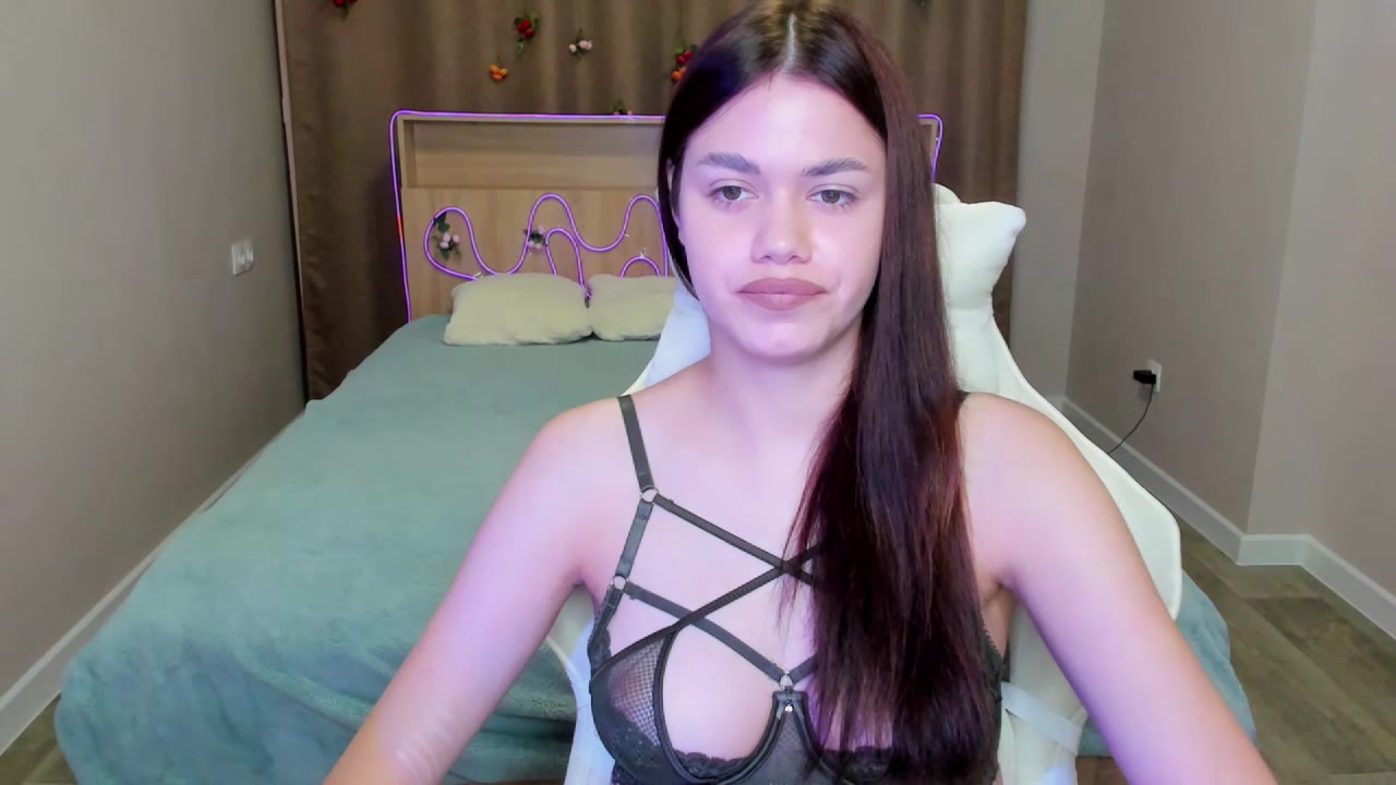 Emillyhot