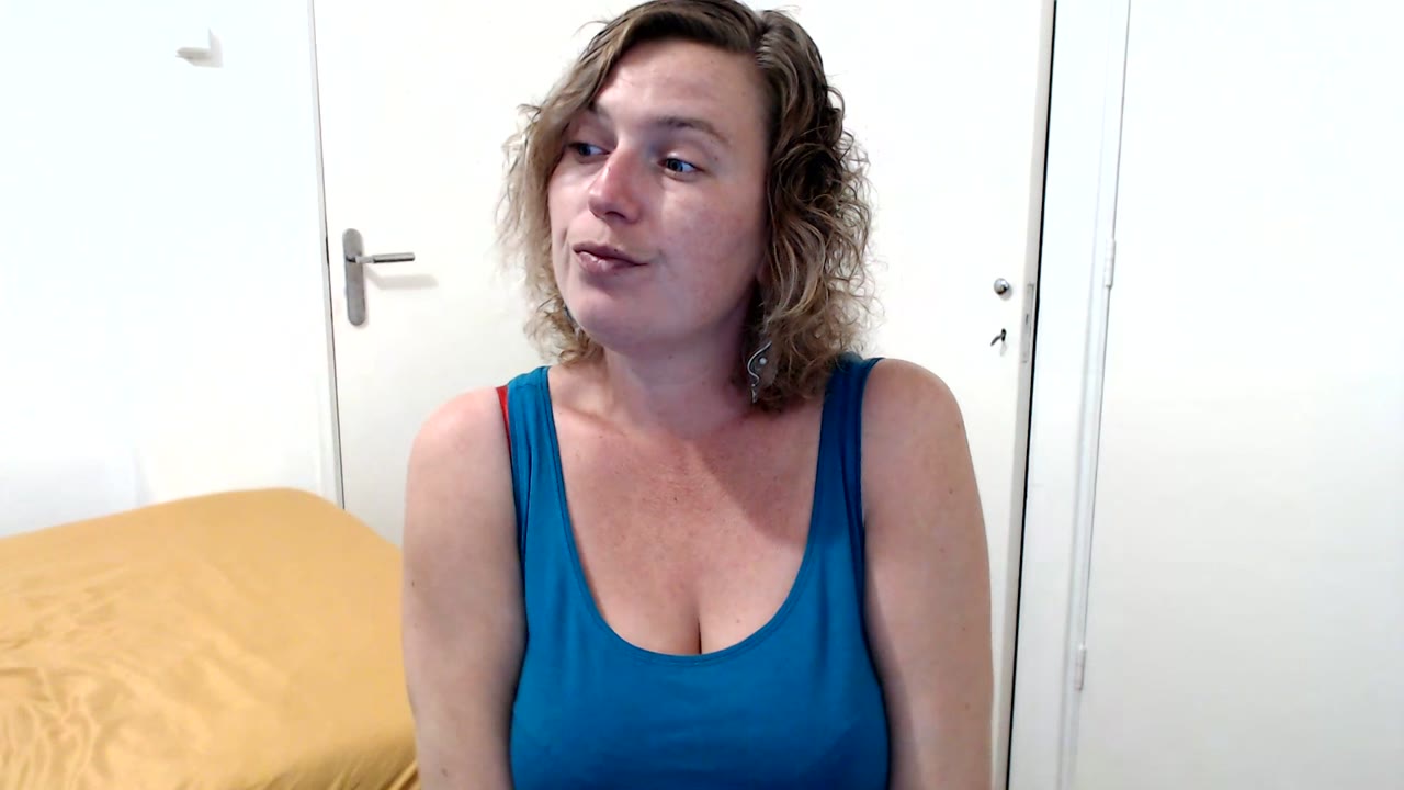 mysterywoman